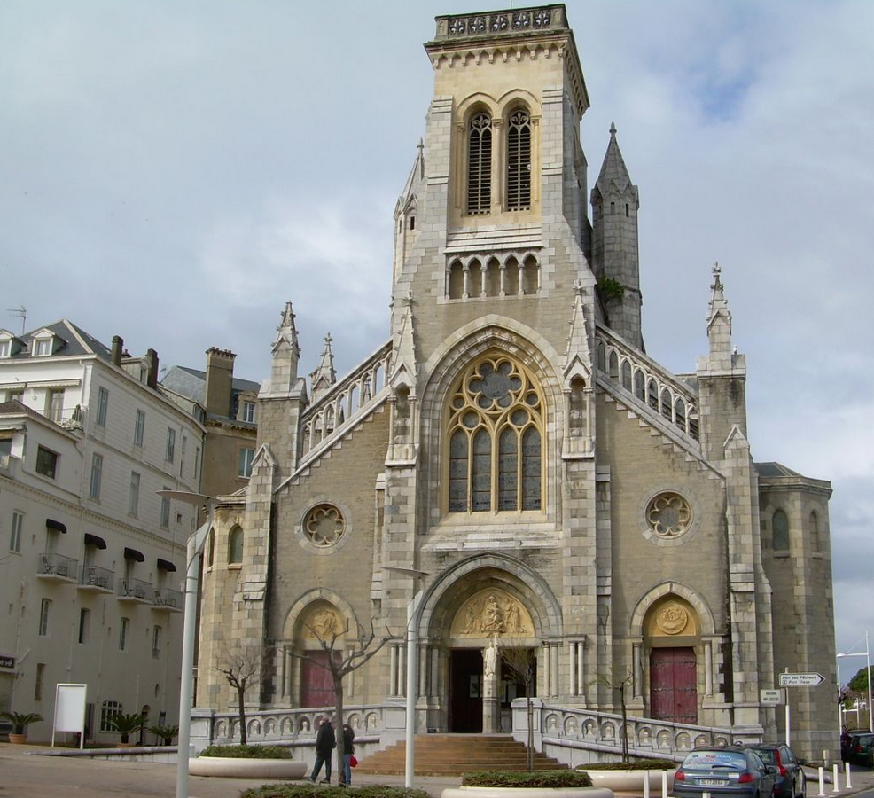 Biarritz St-Martin's Church outside look 2018